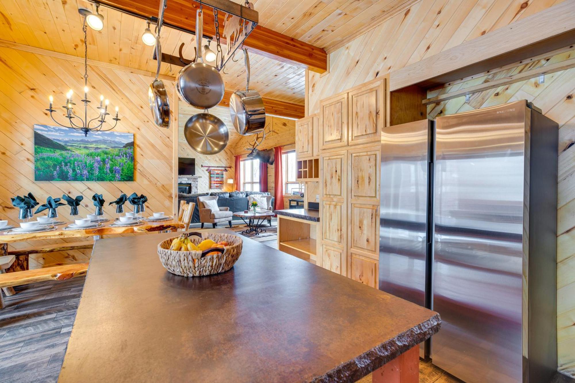 Spacious Gunnison Home Ski, Hike, Bike And Fish! Εξωτερικό φωτογραφία