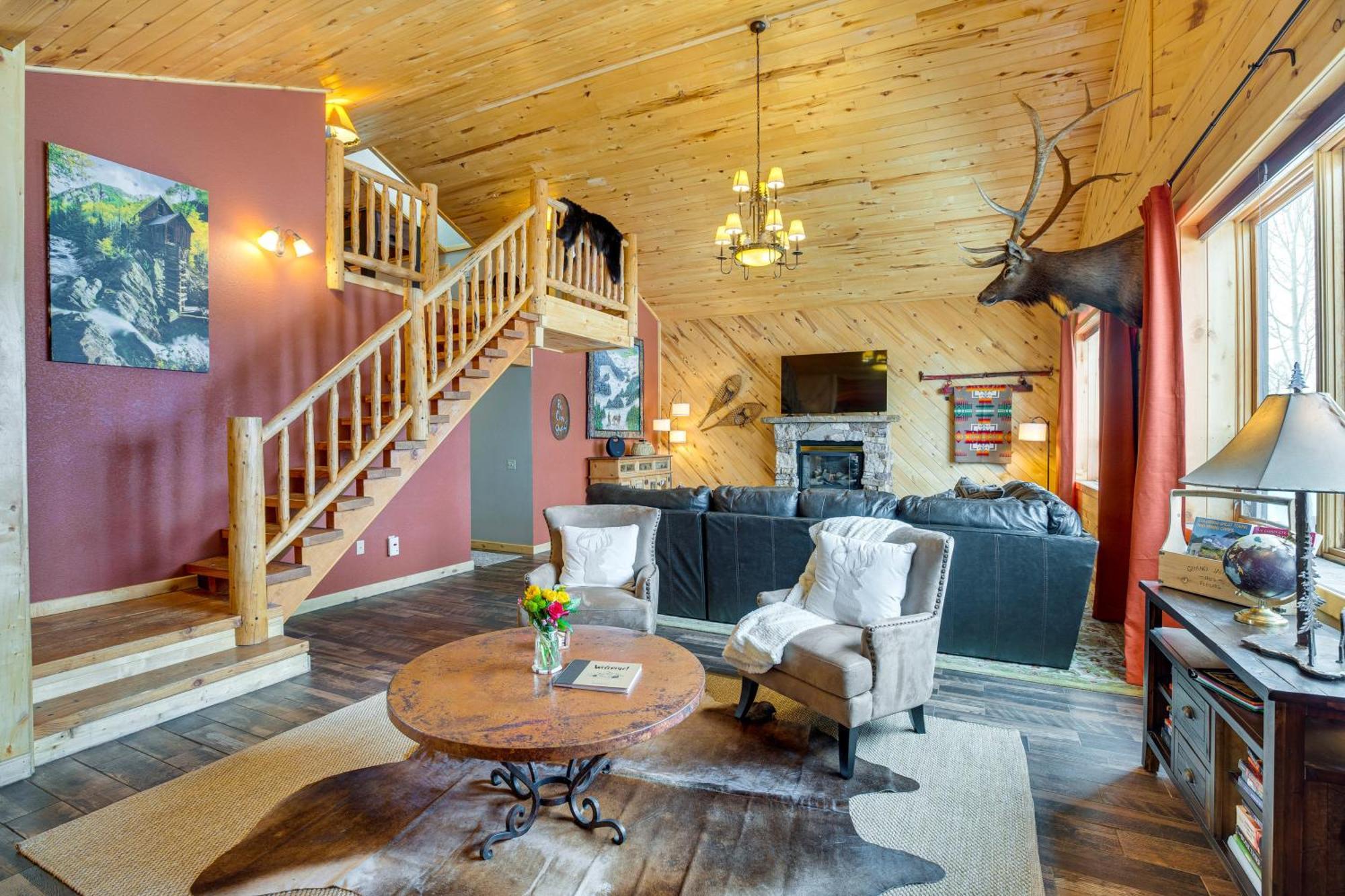 Spacious Gunnison Home Ski, Hike, Bike And Fish! Εξωτερικό φωτογραφία